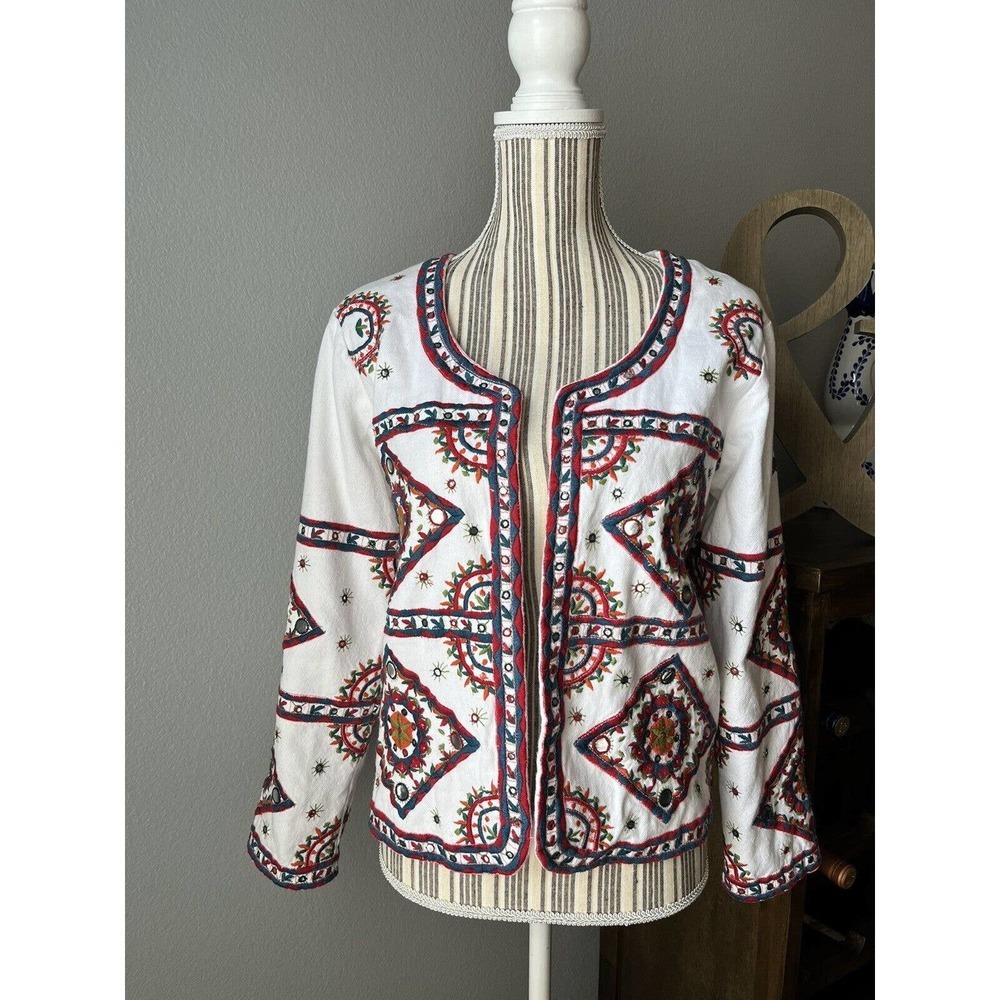 EUC Soft Surroundings Small Boho “Ixtapa” white Festival embroidered jacket